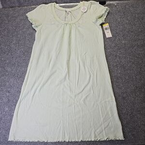 NWT Miss Elaine Women's Light Green Nightgown